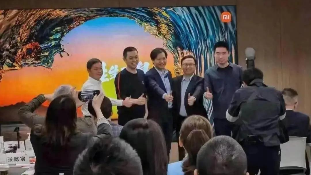 小米汽车炸翻全场，雷军再度封神！