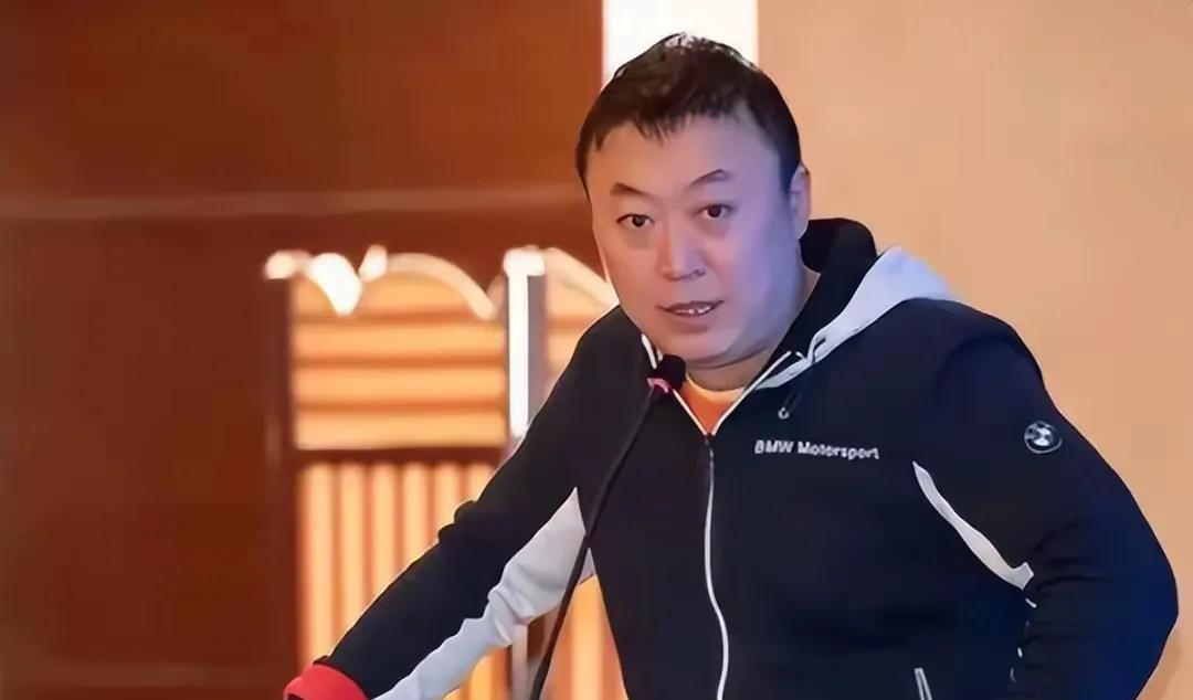 女乒主帅马琳是国乒男子运动员参加世乒赛单打比赛最多的运动员，但是马琳却是最悲惨的