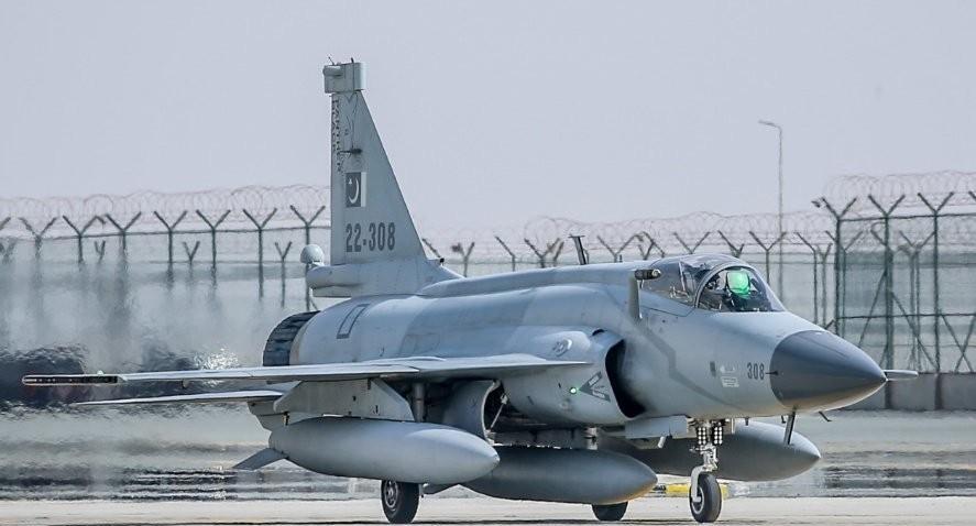 根据社交媒体消息，巴基斯坦空军第8“海德斯”中队的2架JF-17Block II