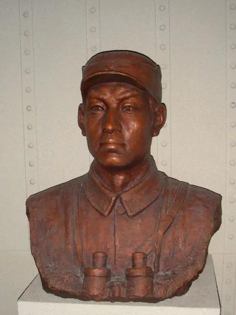 包森（1894年－1968年），字子光，湖南衡阳人，是中国近现代史上一位令人敬仰