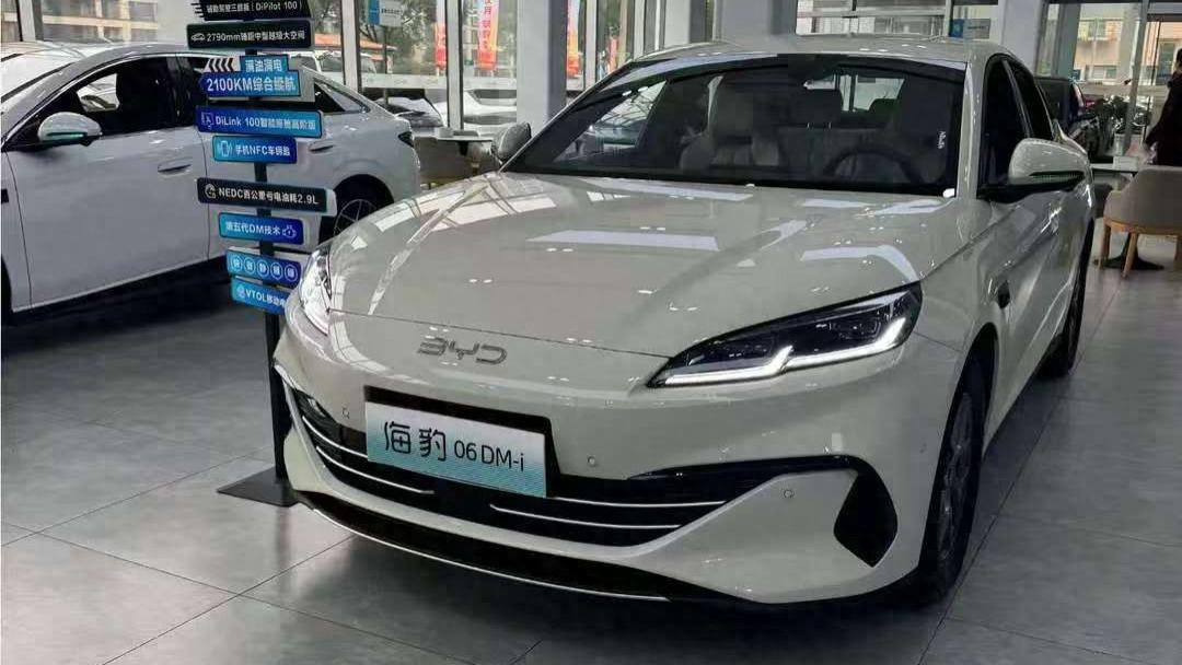 2026款海豹06DM-i实车到店，换电子怀挡，纯电续航提升至128公里