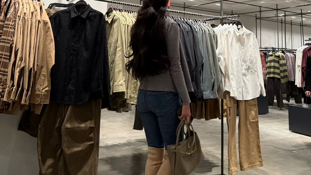 穿过膝靴回头率最高的其实是女生