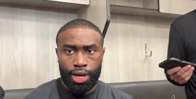 布朗：裁判放任对手对我进行很多身体接触，我真是受够了
今日NBA杯赛小组赛，凯尔