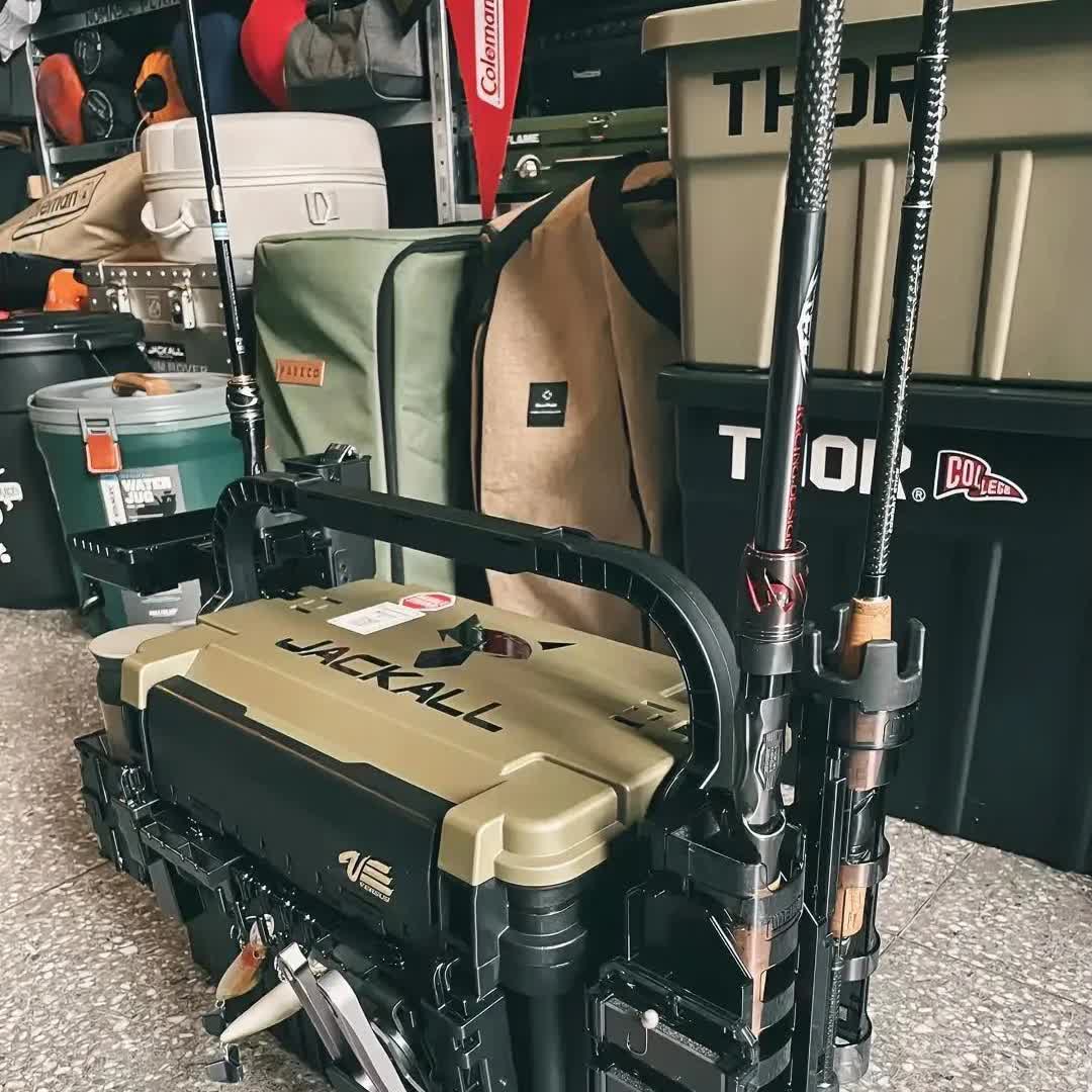 生活压力本就大，如果加上窒息式的婚姻突然就明白为什么这么多人不愿结婚了。
 
