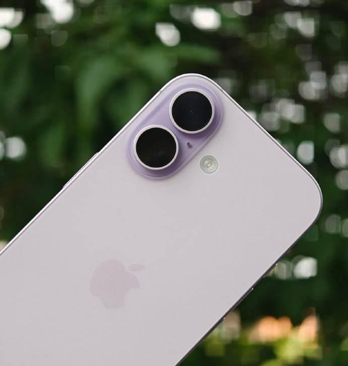老家邻居问我，双11促销iPhone17会便宜多少钱？我说保守1000元以上，因