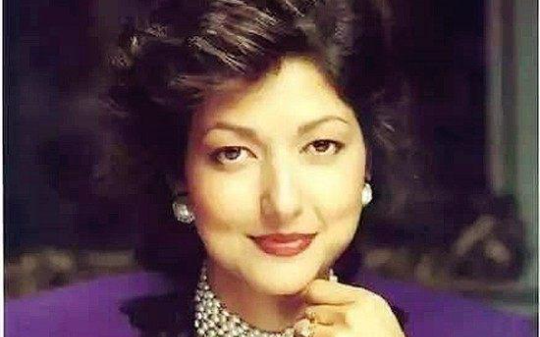 31岁嫁26岁王子，41岁离婚再嫁小鲜肉，人生比戴安娜还精彩