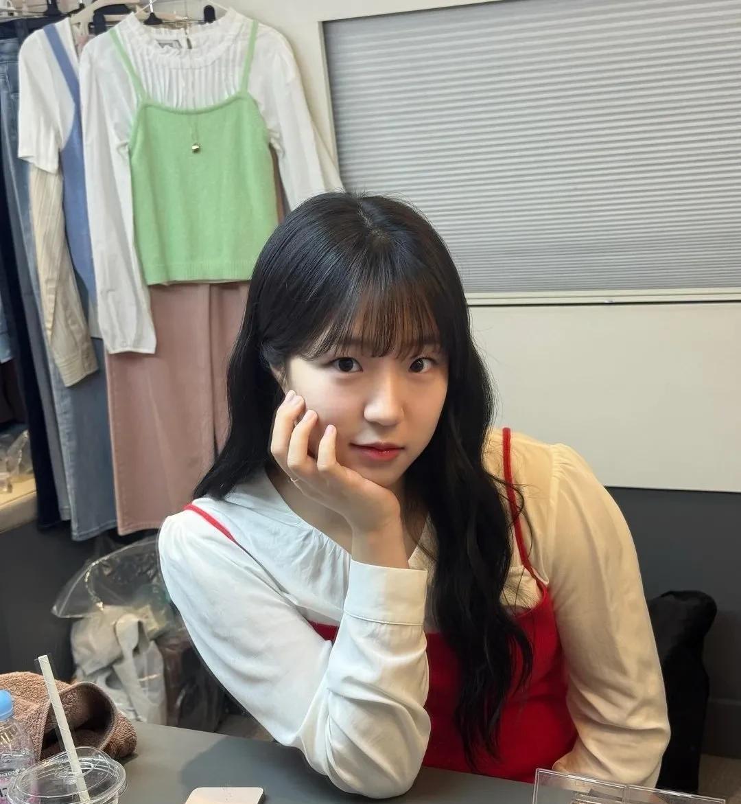 申裕斌被列为韩乒女队中心，今后会一切围绕她布局。
她在多哈世乒赛中身兼三项，夺得
