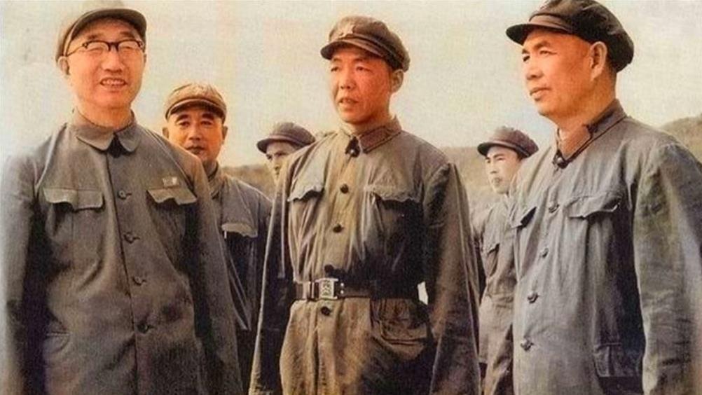 王树声最初对徐向前不屑一顾，交手后便主动寻求徐向前传授技艺