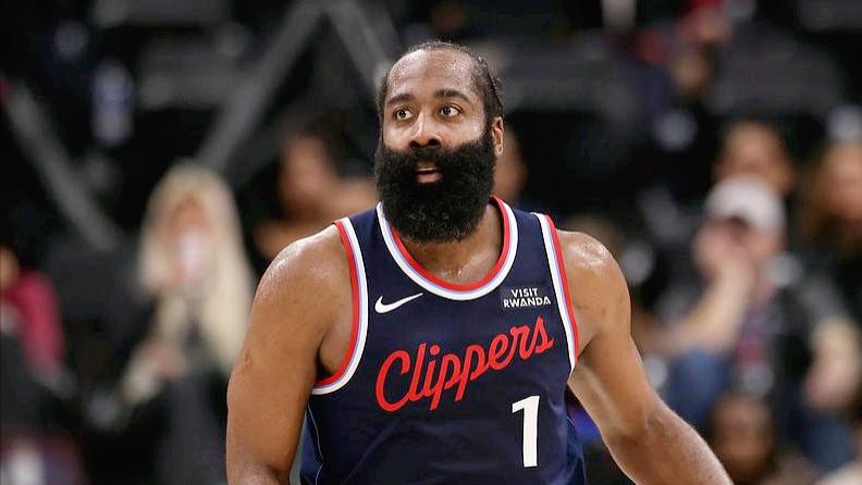 泰伦卢明着演？让哈登DNP，却给小卡刷数据，快船未来已不在赛场