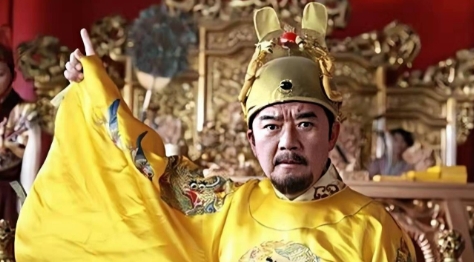 1368年，朱元璋登基称帝，他下了一道令人匪夷所思的圣旨：福建泉州蒲姓家族，男的
