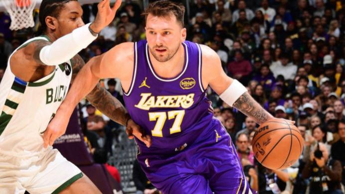 60+22 双核统治！詹东组合狂轰 141 分终结连败，超越 OK 组合只剩时间