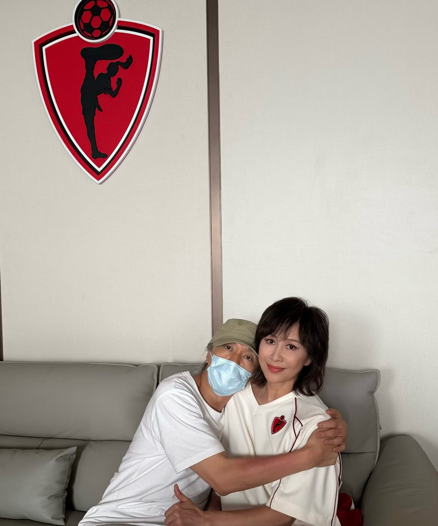 周星驰和刘嘉玲久违的一次合影，再合作一次吧！