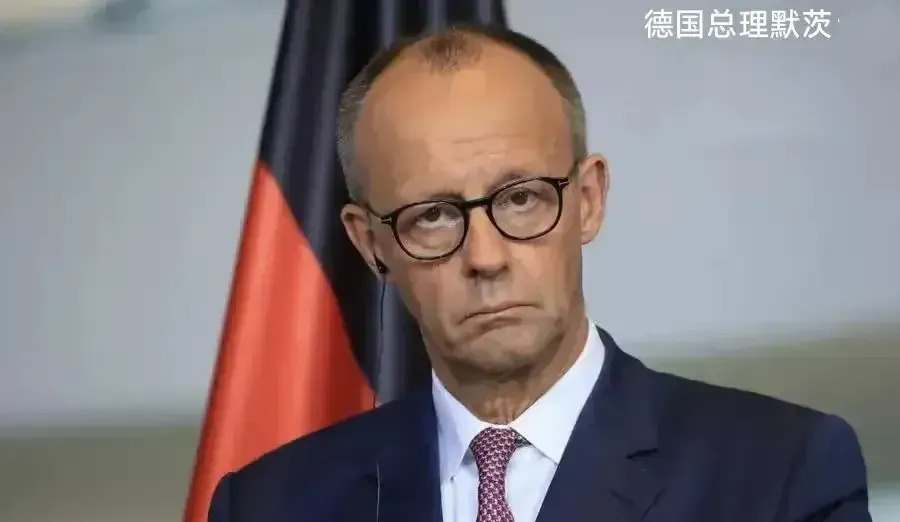 西方国家真流氓，干脏活还挺得意











嘿，你听说了吗？德国总理默
