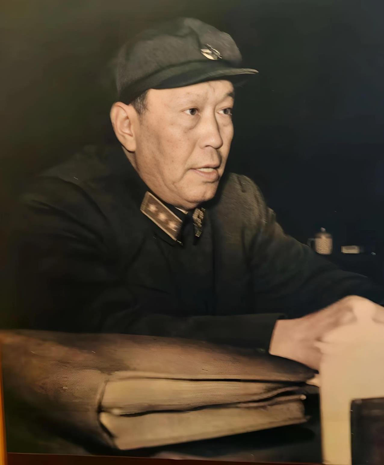 #迎端午粽香纳福#
上世纪五十年代，中国人民解放军共授予了五十七人上将军衔(其中