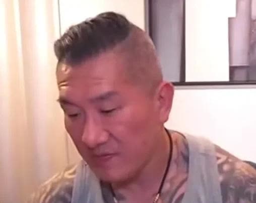 “馆长现象”的“捧与杀”

人称“馆长”的台湾网红陈之汉此次大陆行受到广泛关