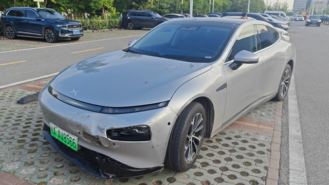 弱弱的问一句，小鹏出完事故，自己全责，保险说要1万左右，明新手，第一年保费600