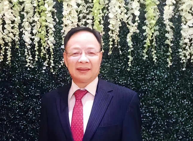 富豪交巨款赎金，还是被杀了











太可怕了！一个捐款两千多万的“