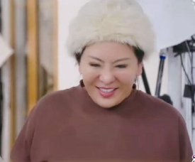 李小冉曾在节目里说向太胖，可能她不知道向太年轻时有多漂亮吧