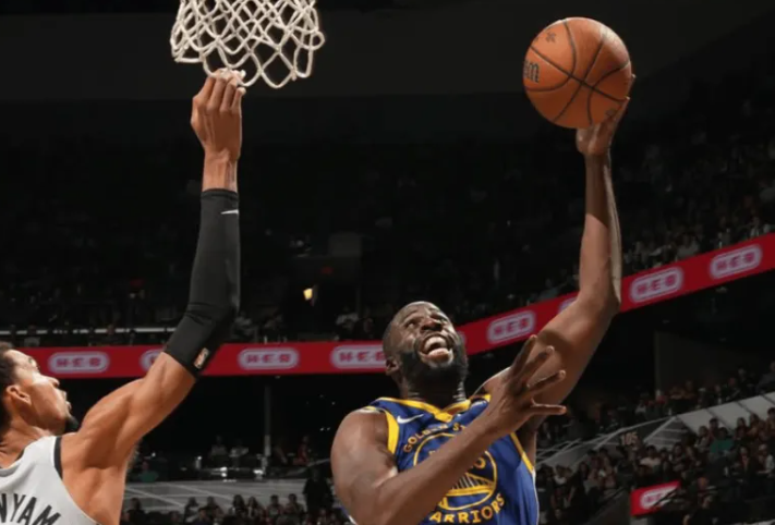 勇士前锋德雷蒙德-格林已经对他的脚部进行了核磁共振检查。
检查结果显示并无结构性