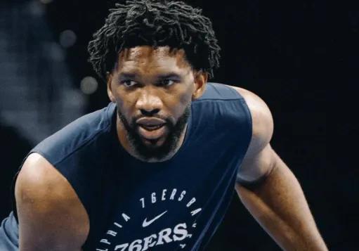 NBA情报局8月4日讯   保罗·乔治刚做完左膝关节镜手术，铁定缺席训练营初期，