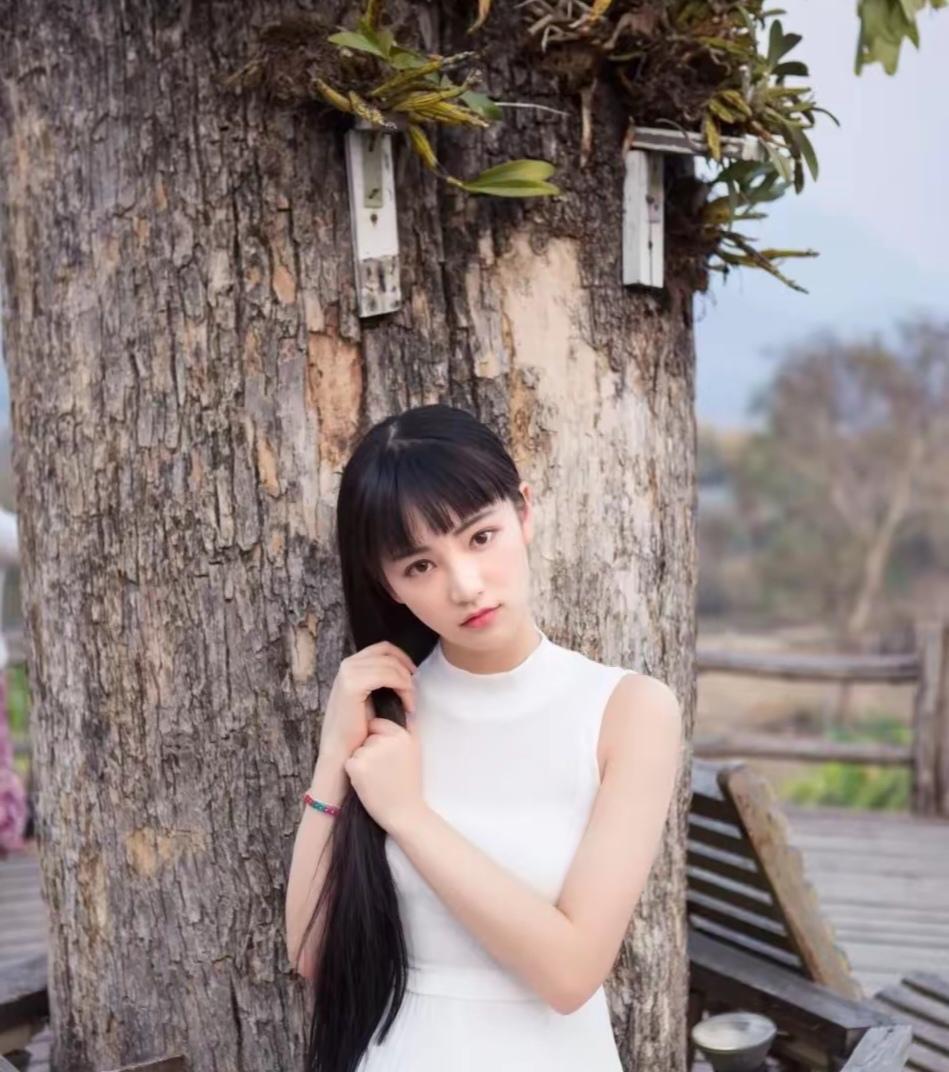 黄灿灿赚到的第一笔钱给了男朋友…#黄灿灿女演员# #黄灿灿演技# #黄灿灿马心恬