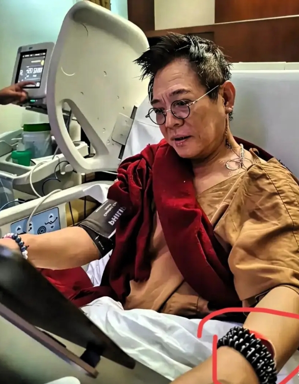 李连杰这次生病住院告诉了我们什么：

①信仰是无力的，他手上戴着佛珠，和释永信关