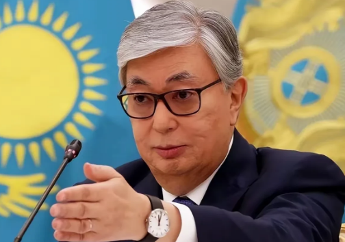 托卡耶夫摊牌普京:独联体欧亚合作，咱只谈经济，不搞地缘政治。我们不希望回到“苏联