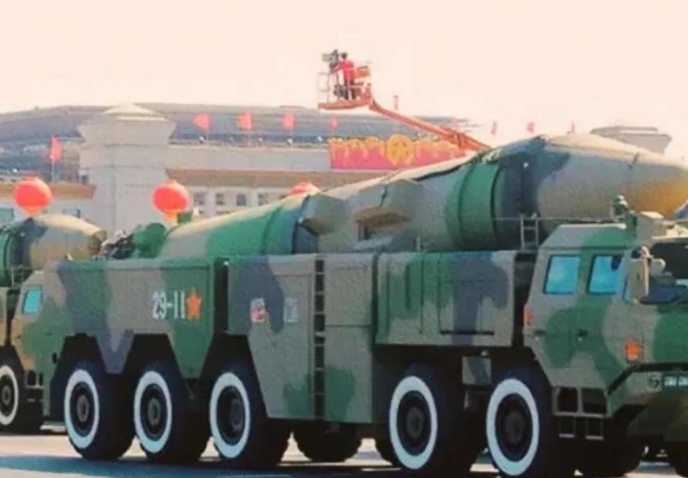 炸了！炸了！最近以色列和美国媒体炸开了锅，纷纷报道咱们中国最新款防空导弹系统 “