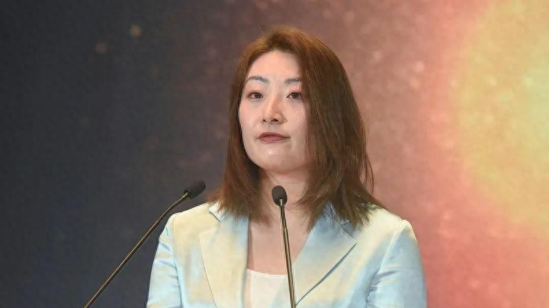 同室操戈？宗馥莉刚卸任 就遭遇亲叔叔“狙击”