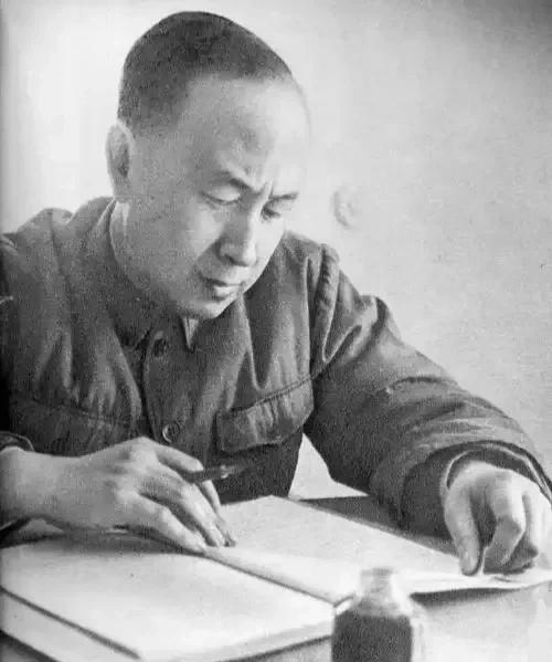 中国那么落后，你回去难道种苹果吗？钱学森：如果祖国需要，可以。
1955年，钱学