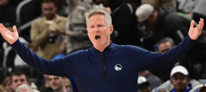 NBA杯，勇士100-104不敌火箭。
赛后，某媒发推表示：“史蒂夫-科尔说过，