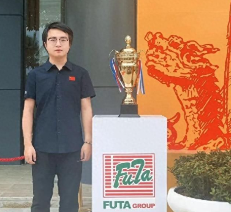 12月28日，2025年第七届越南“芳庄杯”象棋大师赛在越南岘港时代广场圆满落幕