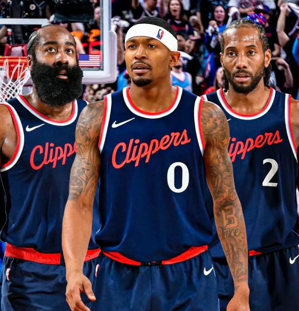 登走不欠！快船乱象中，哈登何需苦撑？
3胜7负的战绩、五连败的颓势，快船的赛季早