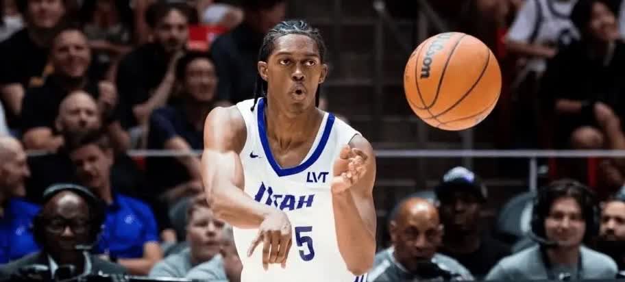 在NBA，一次小小的失误就会丢掉饭碗，爵士的球探就是鲜活的例子。

爵士队记