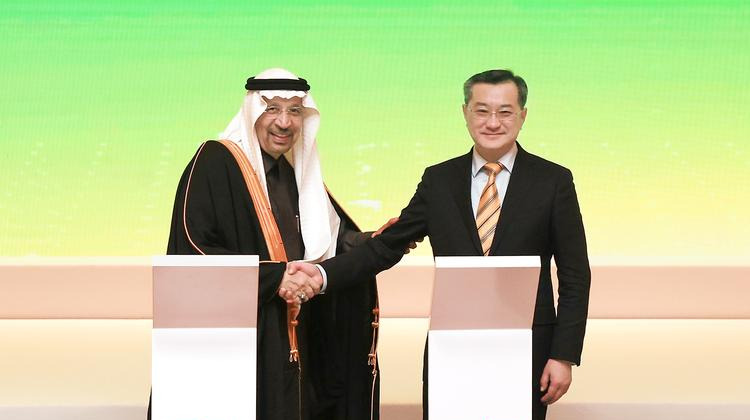 沙特觉得中国是靠谱伙伴











你们绝对想不到，沙特这个富得流油的