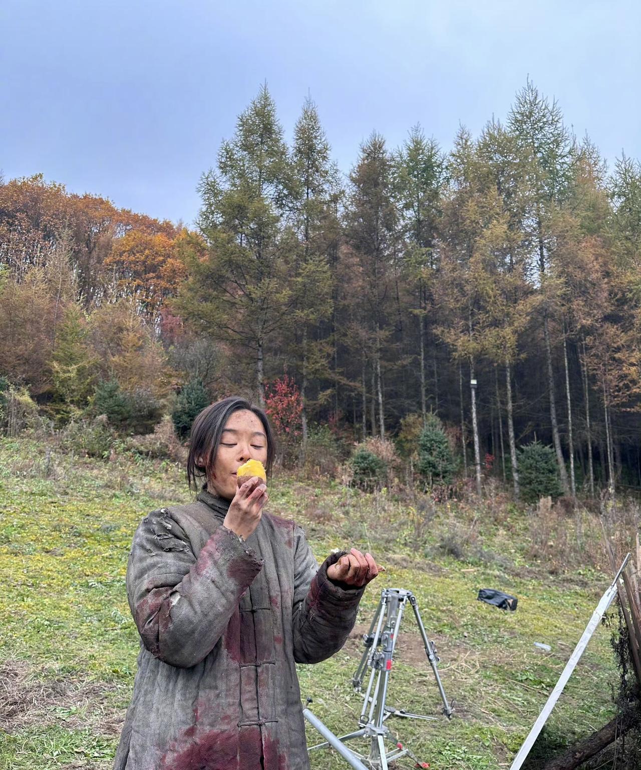 《归队》都说蒋欣演技好，其实袁姗姗真的进步很大。
这部剧袁姗姗起初并没什么亮点，