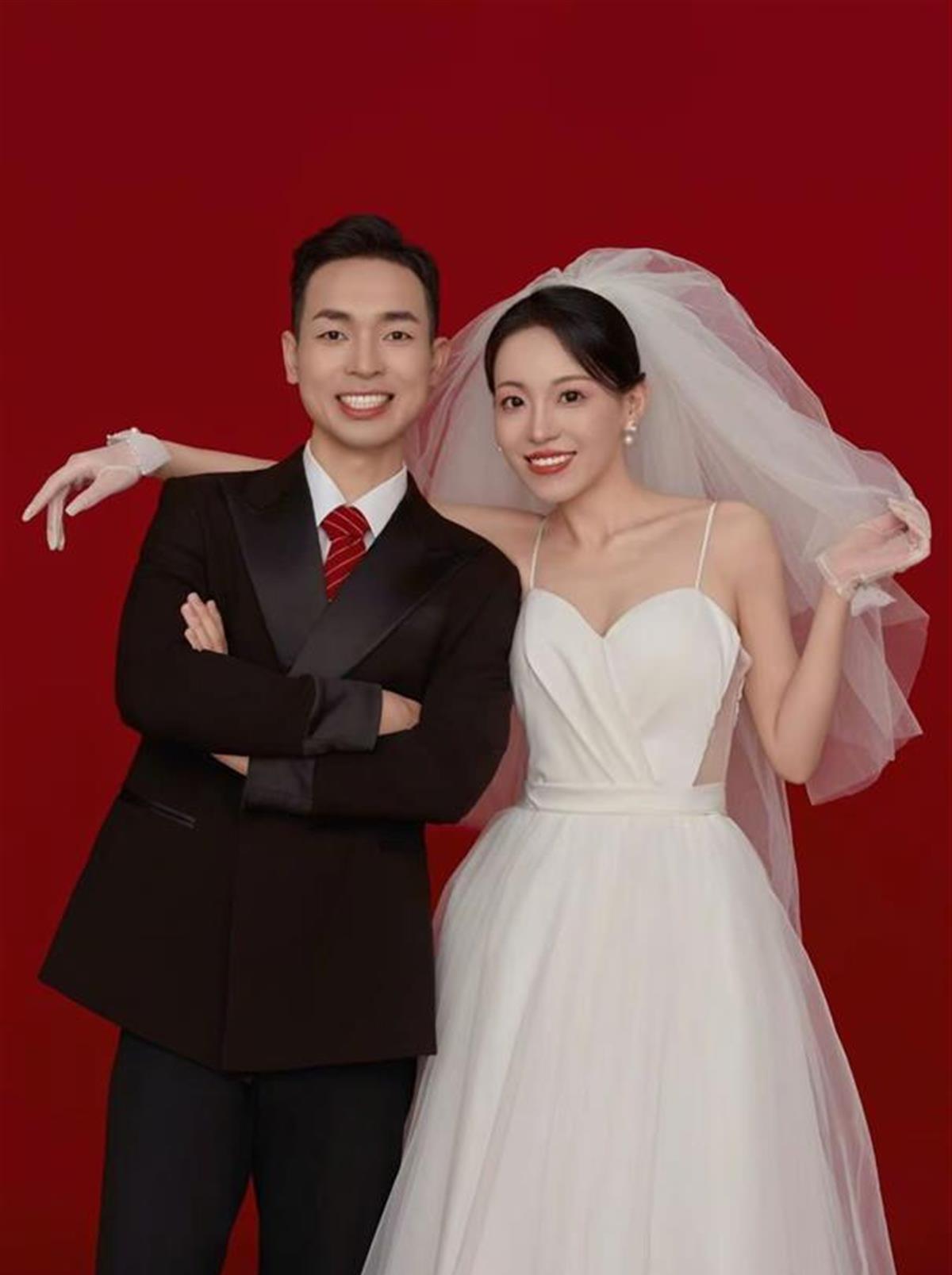 “最美的婚姻！”河北辛集，一对新婚夫妻，结婚时没有彩礼，不回嫁妆，不办酒席，将省