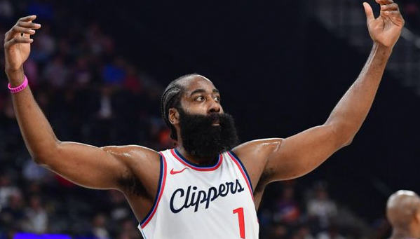 NBA仅6人达成百次三双 詹姆斯122次排第五