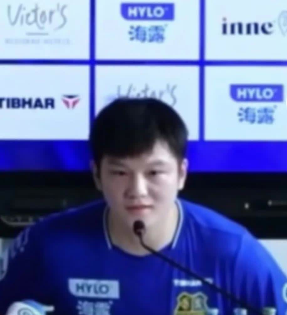 东哥敢于直面自己的观点

记者：你已经在职业生涯中取得了这么多的成就，开启德
