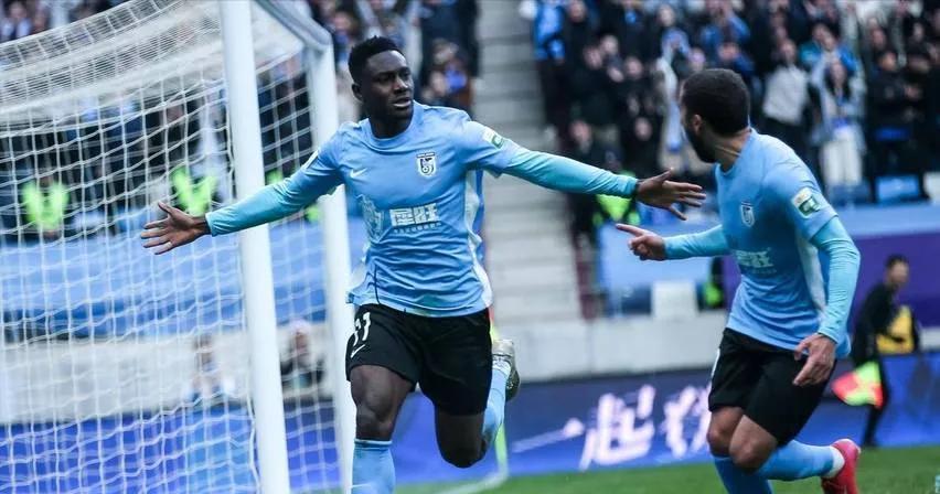 大连攻弱守强，恢复昔日荣光尚需时日！
大连英博本赛季的成绩稳居中上游，值得肯定，