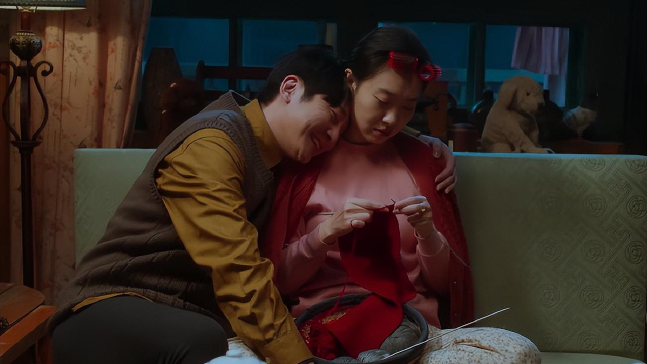 当46岁郭京飞遇上41岁王佳佳，我才终于明白，为何说CP感是门玄学