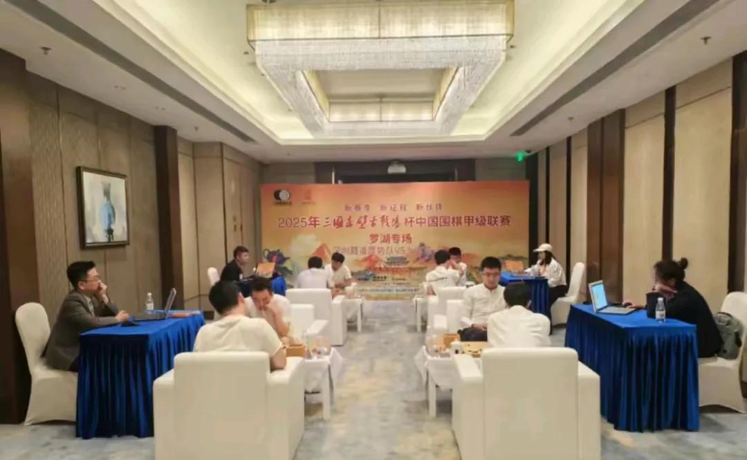 围甲第三轮焦点大战
许嘉阳爆冷不敌山东伊凌涛
辜梓豪 爆冷负王　硕
柁嘉熹爆冷不