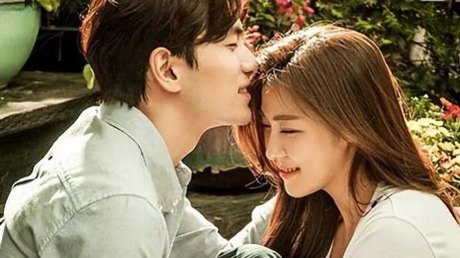 一个男人爱不爱你，和他逛一次街，看他的这4个表现就知道！