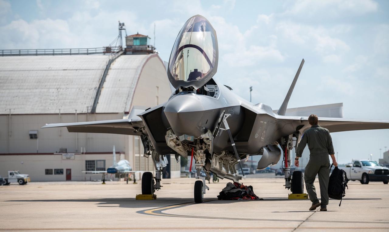 第 500 架 F-35A 闪电 II 战斗机抵达佛罗里达国民警卫队第 125 