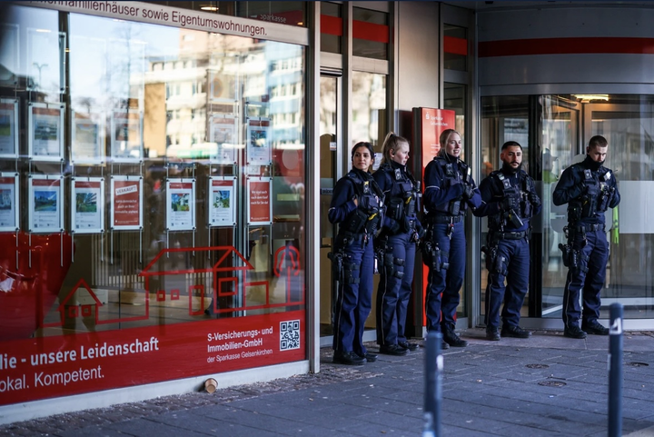 德国一银行金库遭窃贼钻孔，数千万欧元财物失窃