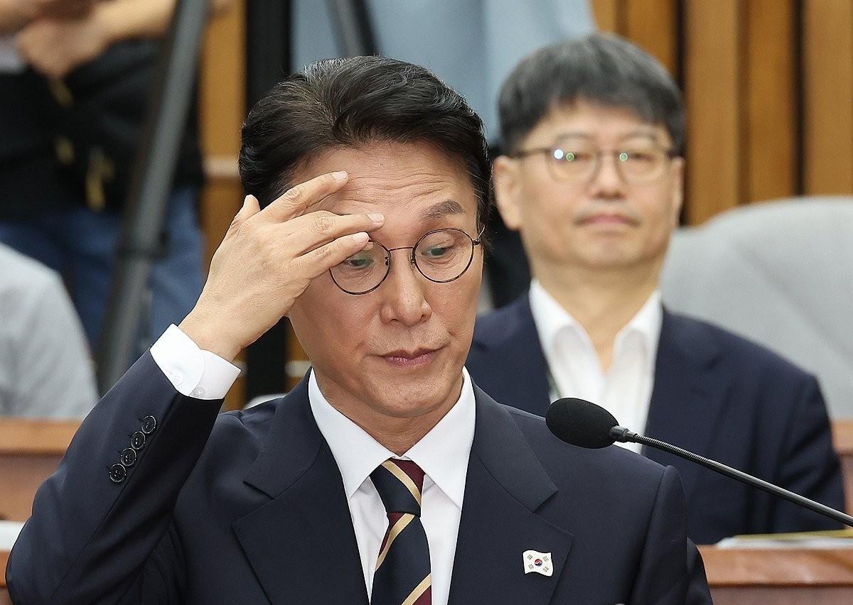 韩国国务总理候选人金民锡人事听证会的第二天，朝野依然陷入僵局，两党火药味十足！
