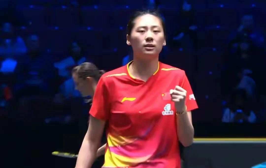 陈熠太牛啦！在WTT瑞典大满贯女单1/4决赛，她以4-1击败状态勇猛的德国选手莎