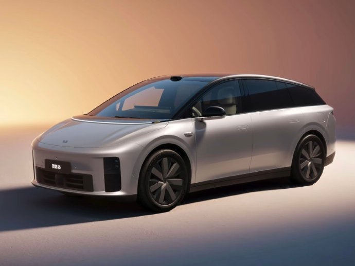 理想Q3财报
单季营收 274 亿，前三季度直接干到 835 亿，新势力里稳坐头