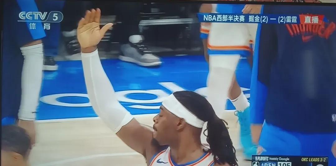 掘金约老师空砍44分15篮失去赛点：
NBA西部半决赛雷霆主场对掘金G5比赛11