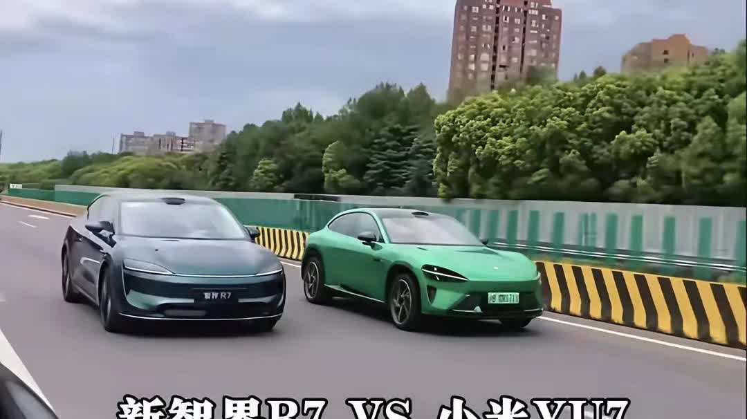 大量人都在发这张图，新智界R7和小米Yu7的图，很多KOl都说喜欢智界R7，颜色
